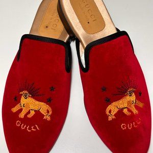 Gucci - Red velvet mule slippers with embroidered tiger Men's Size 9